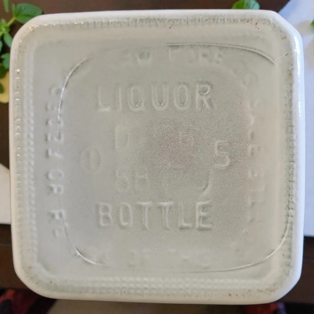 Vtg 60's Vandermint Milk Glass Liquor Bottle Delft Blue Windmills 11